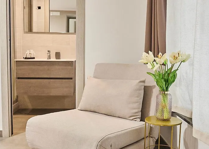 Gioielli House Bed & Breakfast 4*