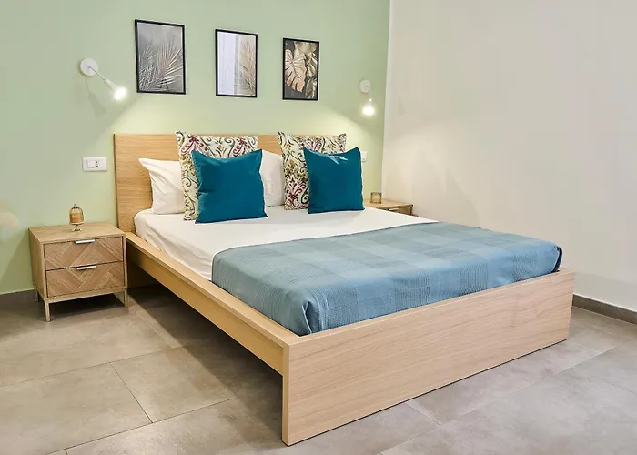 Gioielli House Bed & Breakfast 4*